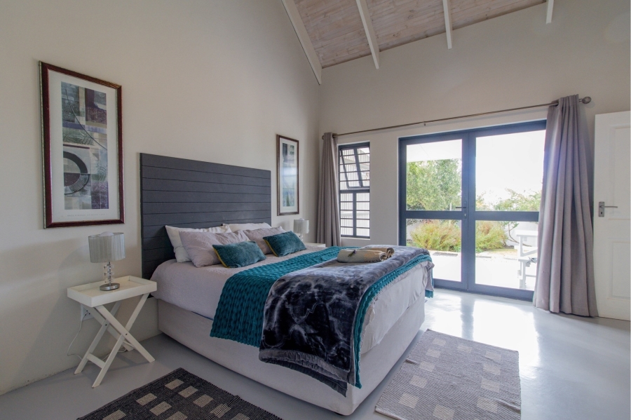 9 Bedroom Property for Sale in Olifantskop Western Cape